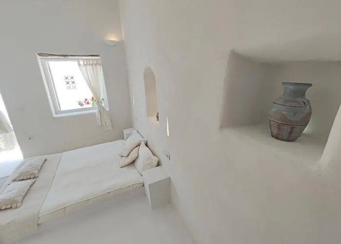 ゲストハウス Kamara Cave